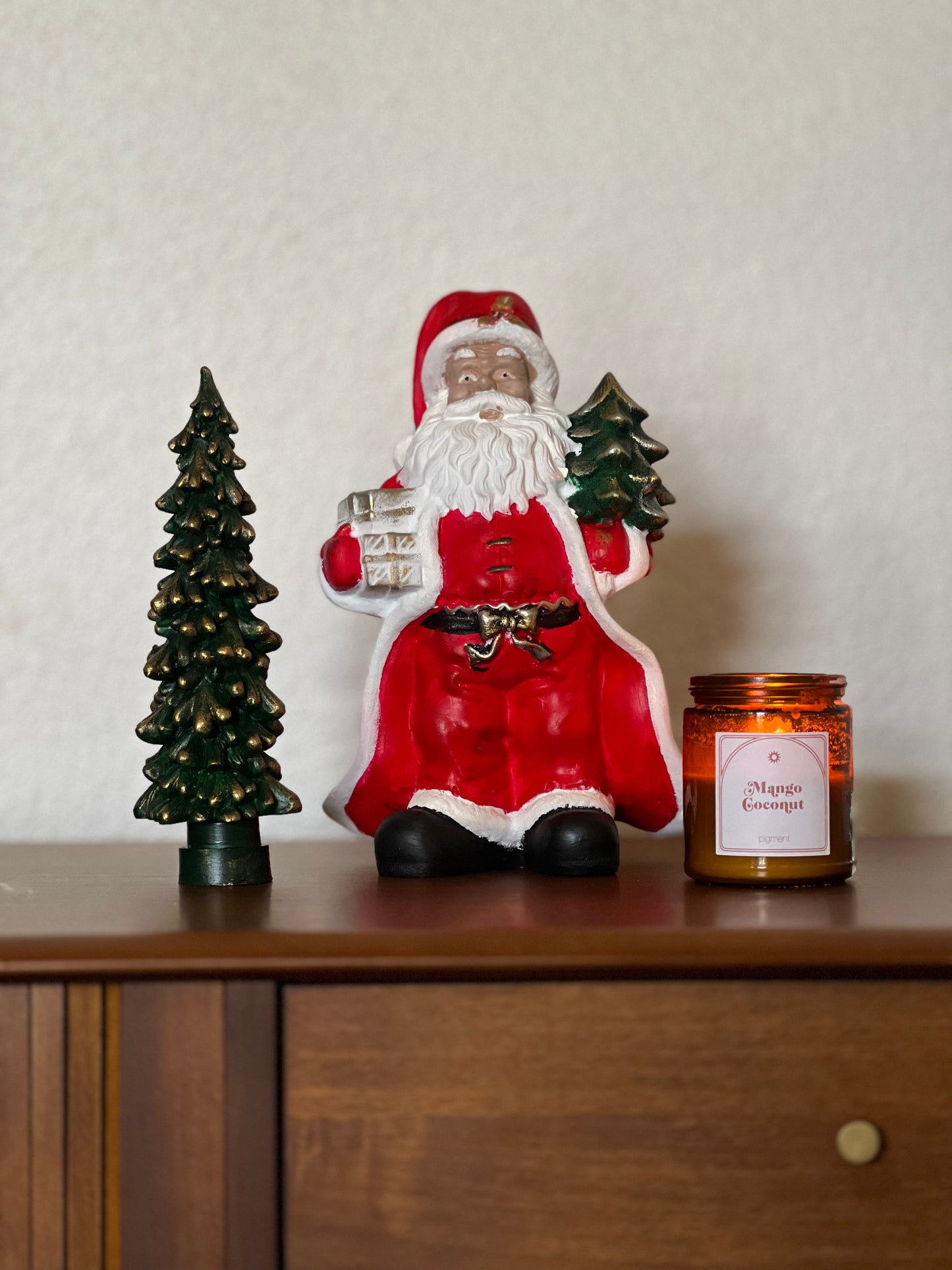 Santa Claus Statue, Christmas Ornaments
