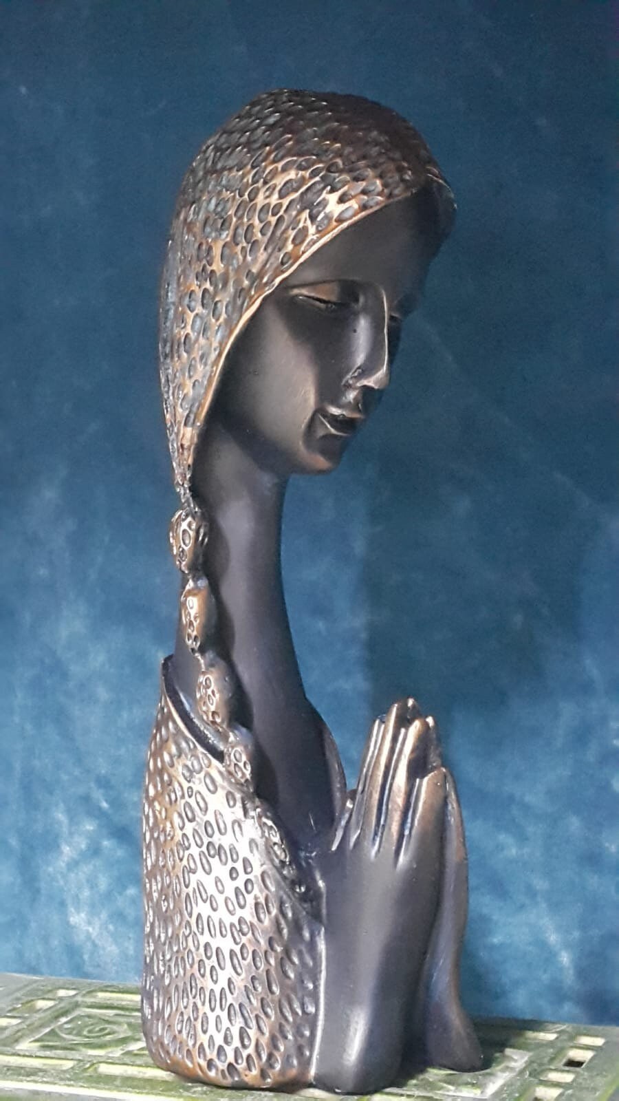 Religious Woman Statue, Praying Woman, Pray for God, Pray for Life, Pray for your Loved ones, Prayer Woman, Mothers Day Gift