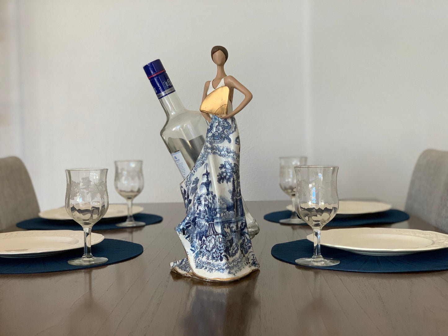 Dancing Queen, Wine bottle holder, Dancing Woman, Tango Dance sculpture, Wine rack, Bottle holder, Wine gift for Valentine's Day