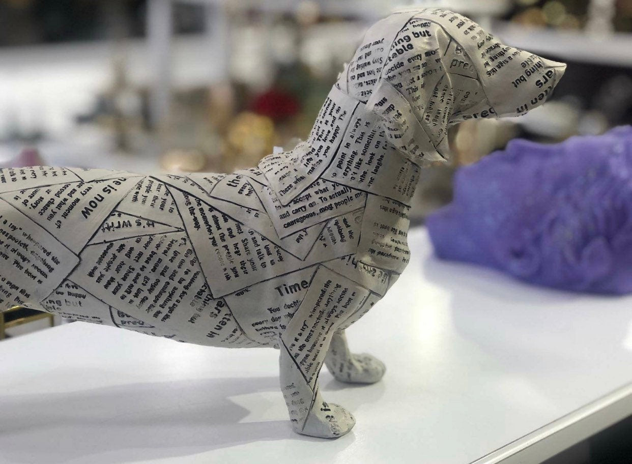Animal Figurine, 16” Dachshund Dog Camouflage Newspaper Art Statue Animal Decorative Figurine Resin Art&Craft Home Decoration
