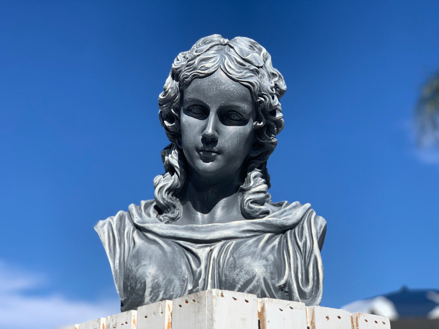 Hera Bust Statue, Large Female Sculpture, Pop Art Sculpture, Greek Bust Statues, Goddess Sculpture, Sculpture Decor, Antique Look Woman