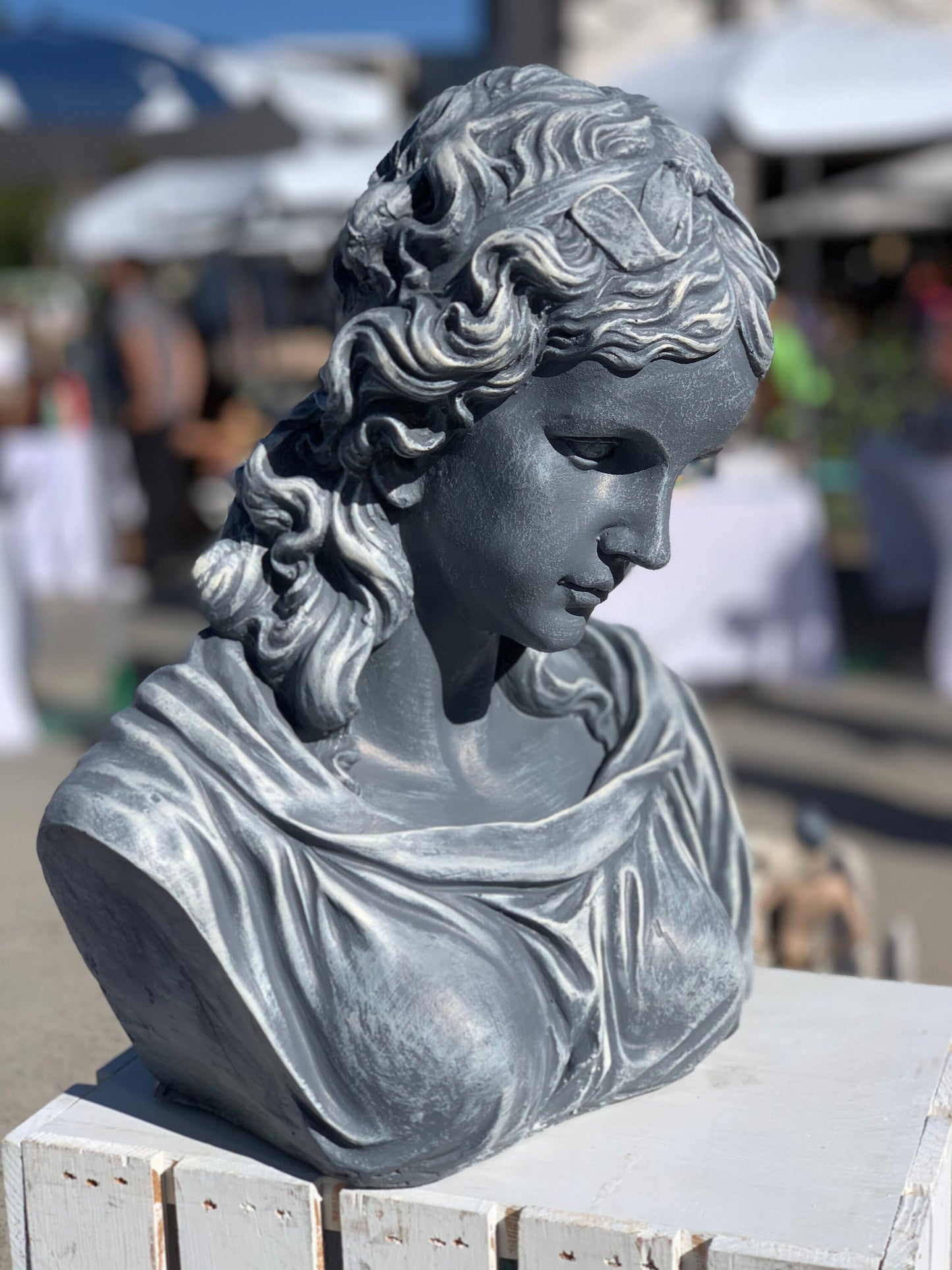Hera Bust Statue, Large Female Sculpture, Pop Art Sculpture, Greek Bust Statues, Goddess Sculpture, Sculpture Decor, Antique Look Woman