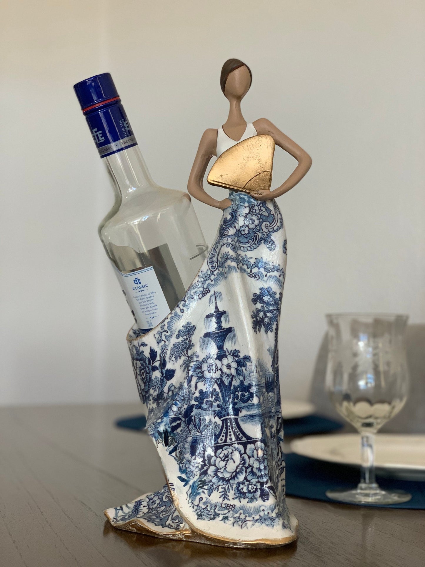 Dancing Queen, Wine bottle holder, Dancing Woman, Tango Dance sculpture, Wine rack, Bottle holder, Wine gift for Valentine's Day