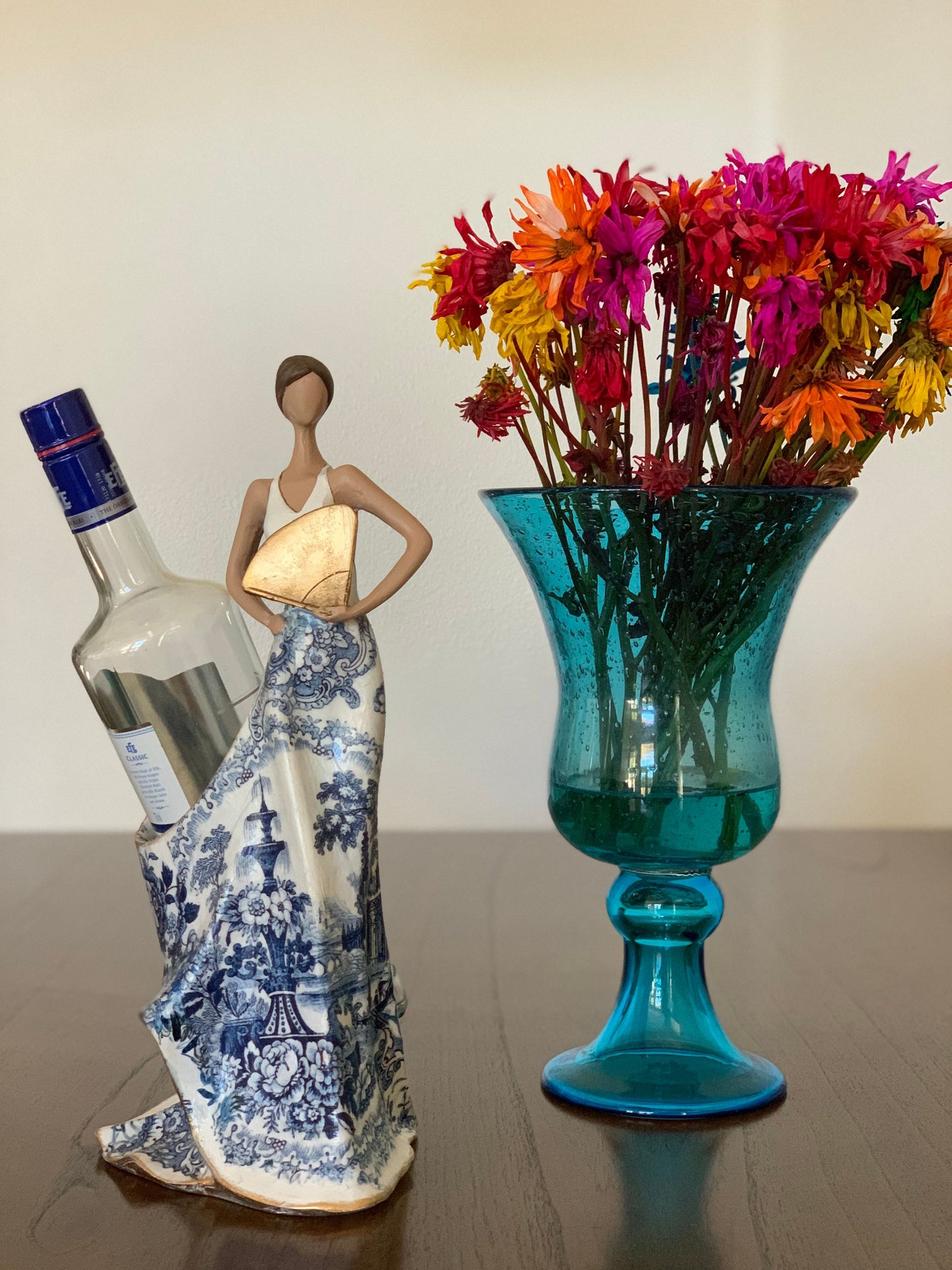 Dancing Queen, Wine bottle holder, Dancing Woman, Tango Dance sculpture, Wine rack, Bottle holder, Wine gift for Valentine's Day