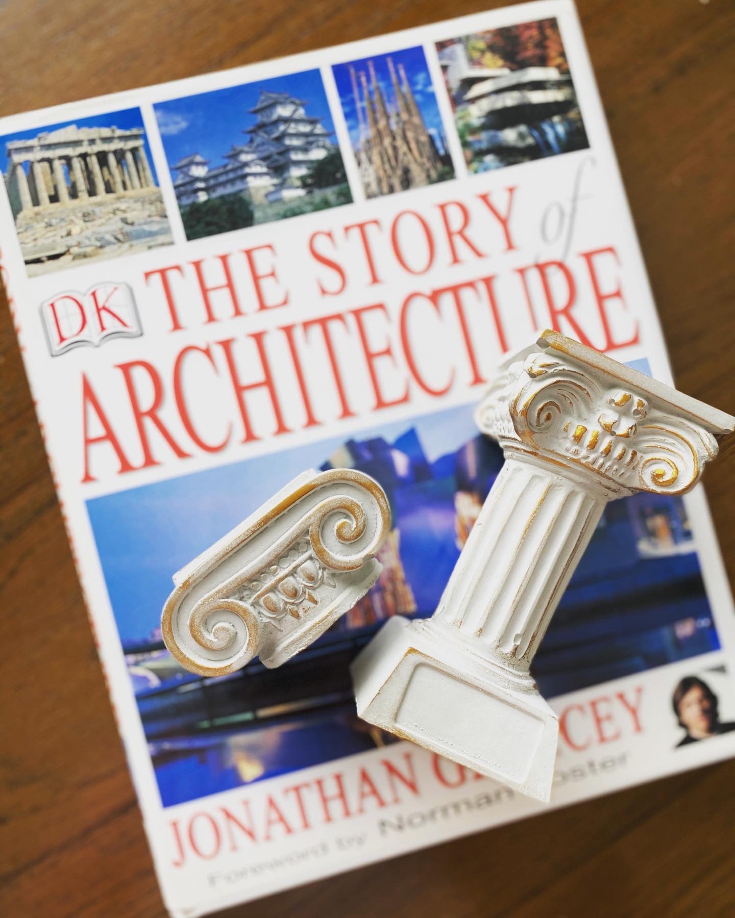 Diana Figurine and Ionic Candleholder (Set of 2)